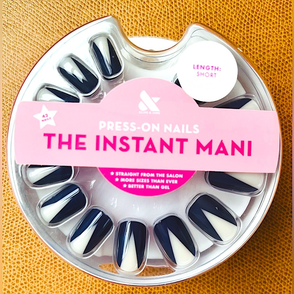 Olive & June Press-On Nails - The Instant Mani